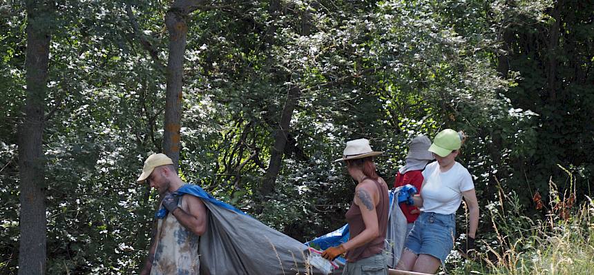 Voller Einsatz für die biologische Vielfalt am Hochberg. © LPV/V. Zechner