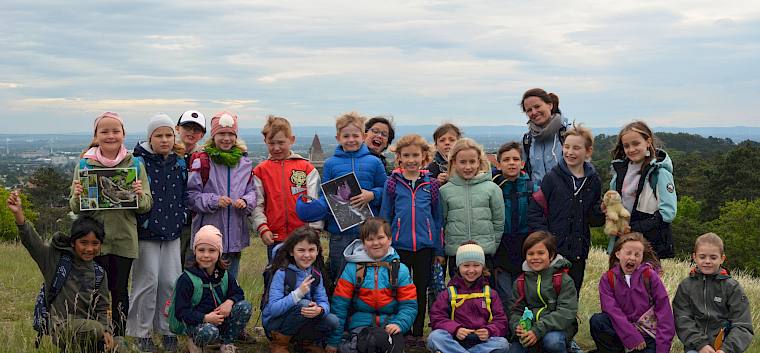 Die Schüler:innen der 2c der VS Roseggergasse hatten viel Spaß beim Heide-Schulprojekt. © FdPH/F. Litzelmann