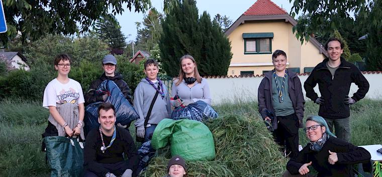 Ein erfolgreicher Tag für die Artenvielfalt in Perchtoldsdorf mit den Pfadfinder:innen Perchtoldsdorf der Gruppe CaEx. © FdPH/F. Litzelmann