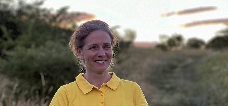 Biologin Irene Drozdowski freute sich über die zahlreichen Besucher:innen bei der Nachtführung. © Peter Stöckl