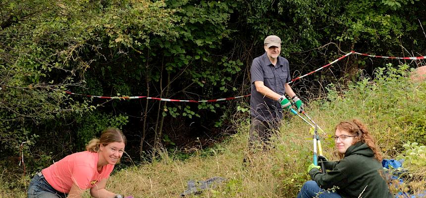 Das Team der Unisys bei der Heidepflege. Vielen Dank für die engagierte Hilfe! © FdPH/J.F. Fischer