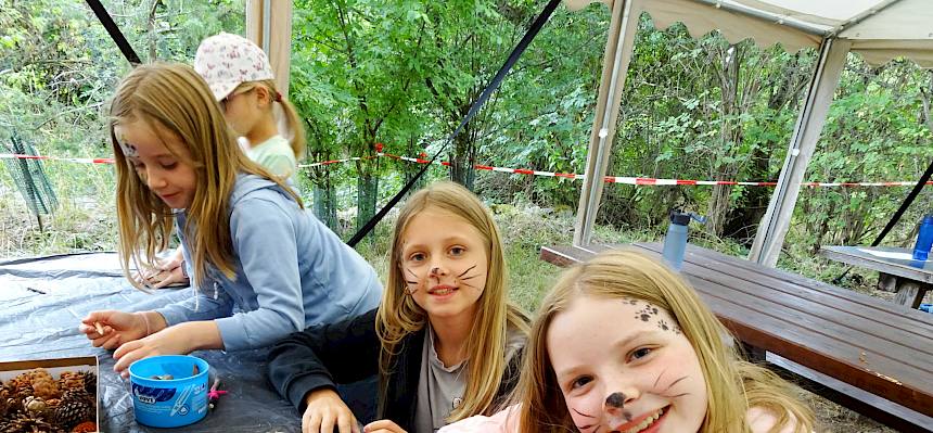 Wie immer verging die Woche viel zu schnell und am liebsten hätten wir noch viele Stunden weitergespielt und geforscht. © FdPH