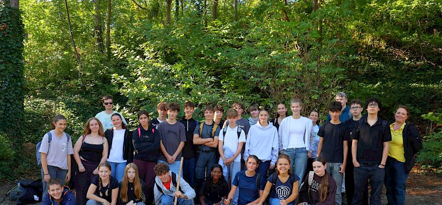Schüler:innen der 5D des BG&BRG Perchtoldsdorf bei der Heidepflegewoche © FdPH/A. Mrkvicka